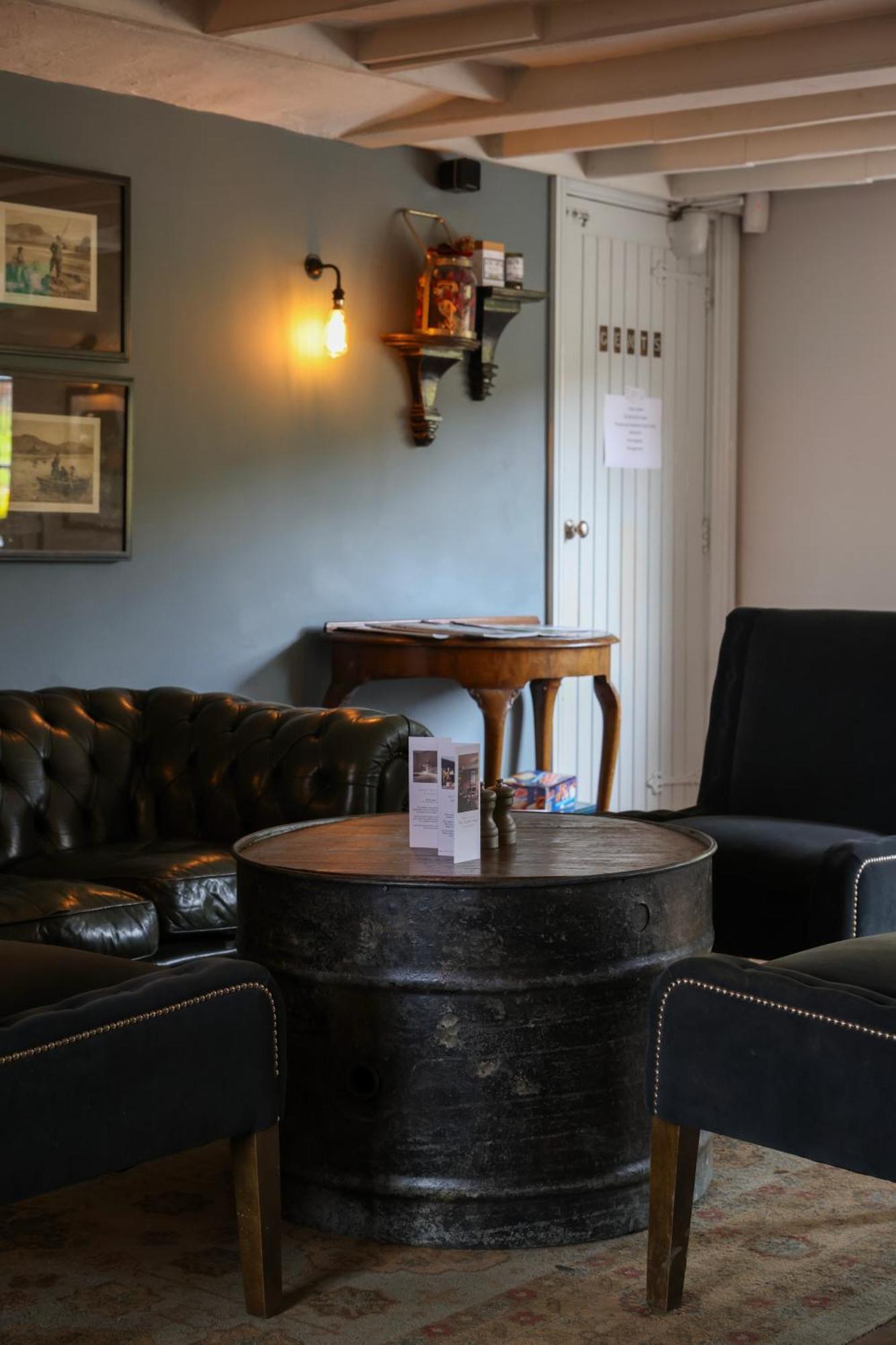 Hotel The Tickled Trout à Maidstone Extérieur photo
